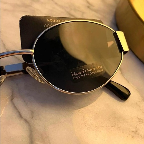 House of Harlow NWT Retro Black & Silver Sunglasses ?? main image 4